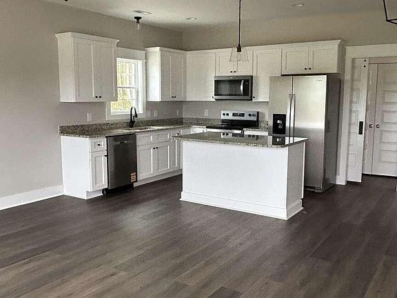4th image of 574 Johnny Johnson Road