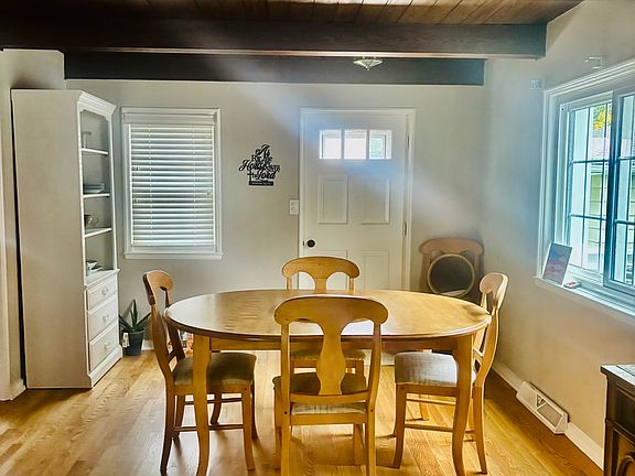 4th image of 5613 Berry Ct