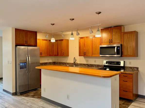 911 3rd St, Douglas, AK