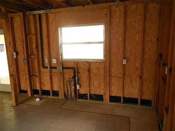 2nd image of 3716 Devereaux Ct