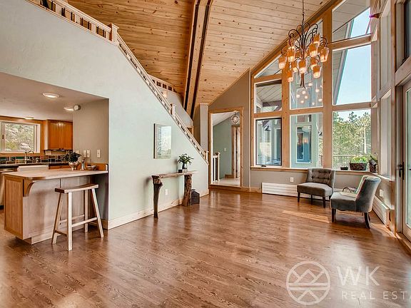 4th image of 4138 Lee Hill Dr