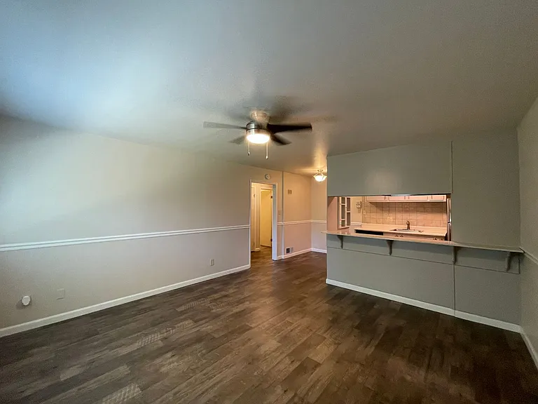1711 N Street, Sacramento — Photo 23
