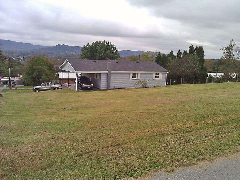 1st image of 115 Jefferson Dr