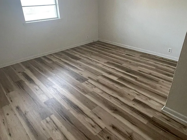 414 E Avenue A #102 — Photo 7