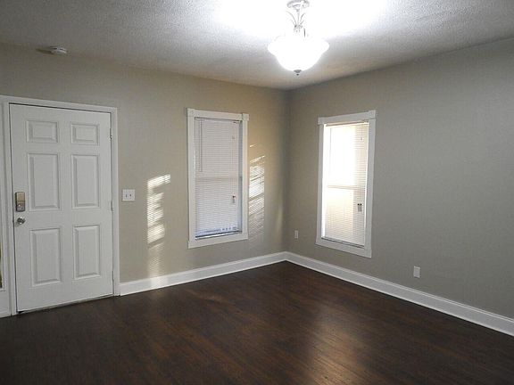 4th image of 4212 N 15th St