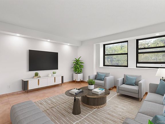 3rd image of 23 Water Grant Street #4N