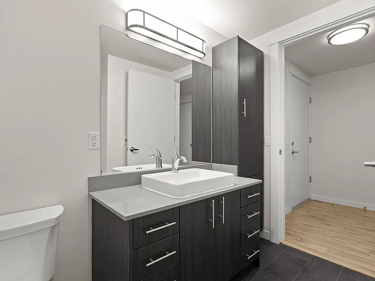 Contour Apartments — Photo 91