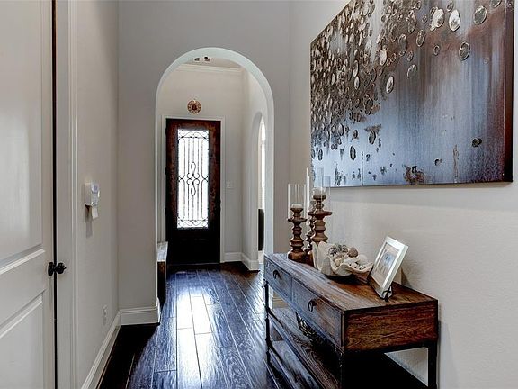 2nd image of 2025 Arrowood Glen Dr