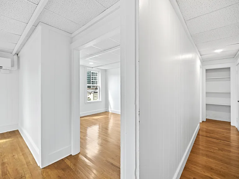 27 Linden St #27 — Photo 10