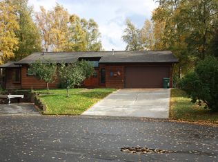 13669 Sunset View Cir, Anchorage, AK 99515
