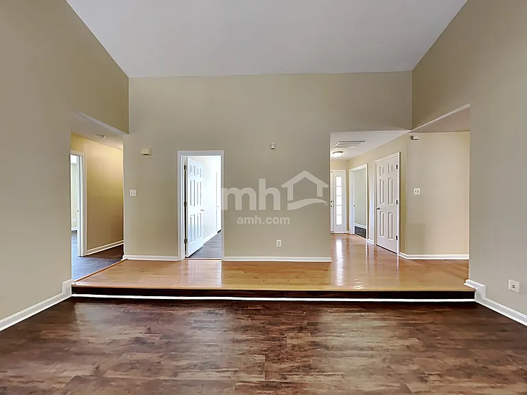 601 Shiretown Ln — Photo 8