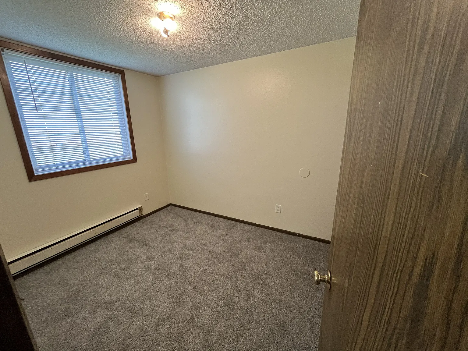 2 bed, 600 sqft, $925 — Photo 4