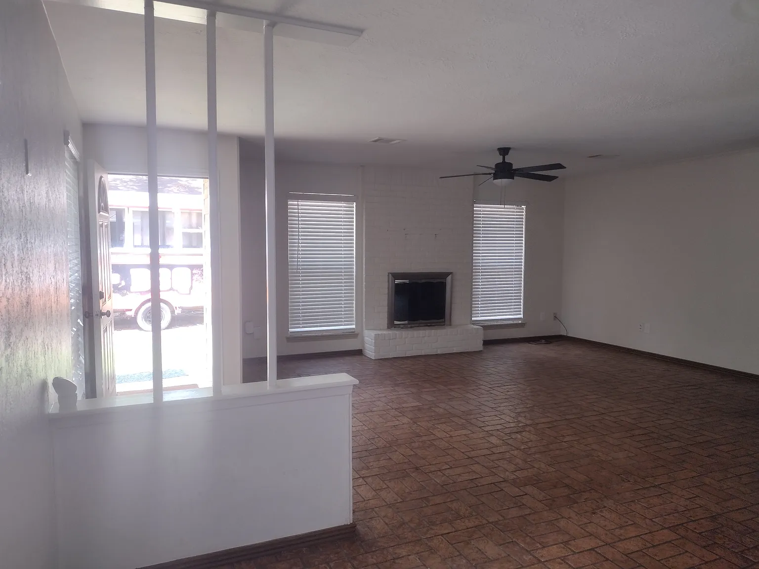 3 bed, 1163 sqft, $1,450 — Photo 4