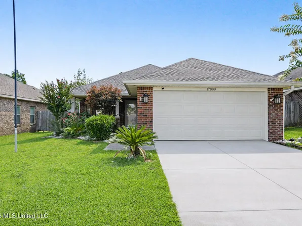 17008 Date Palm Dr, Biloxi, MS 39532