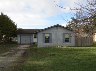 1005 Ridgeway Dr, Oak Harbor, WA 98277