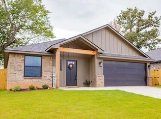 17134 Meadowview Ln, Lindale, TX 75771