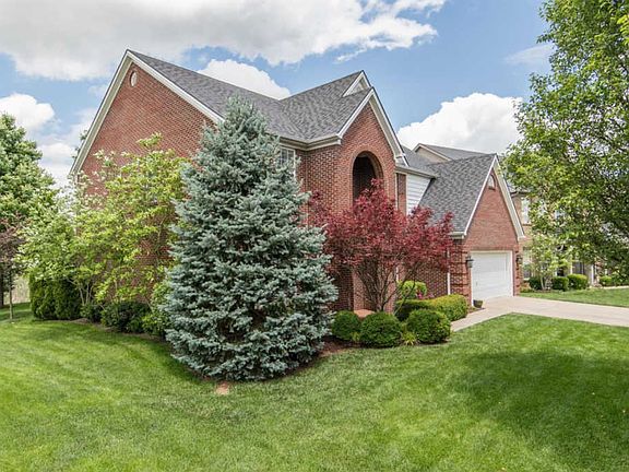 3rd image of 737 Maidencane Dr
