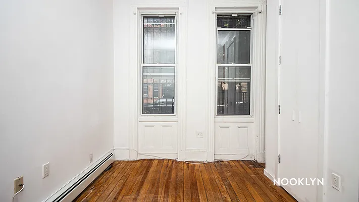 Rented by Nooklyn NYC LLC | media 25