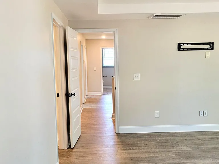 429 Gretchen Rd — Photo 39