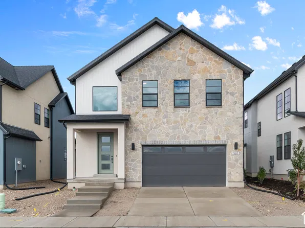 5062 W Green Ash Ln, Highland, UT 84003