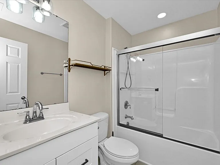 1104 Brownstone Way — Photo 16