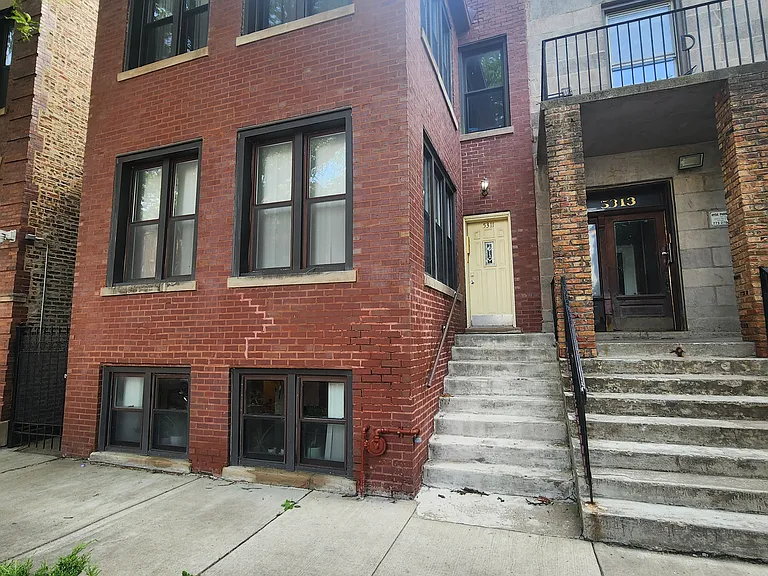 5311 S Maryland Ave #1 — Photo 1