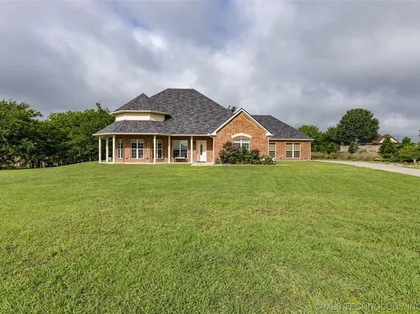8 Shekinah Ct, Calera, OK 74730