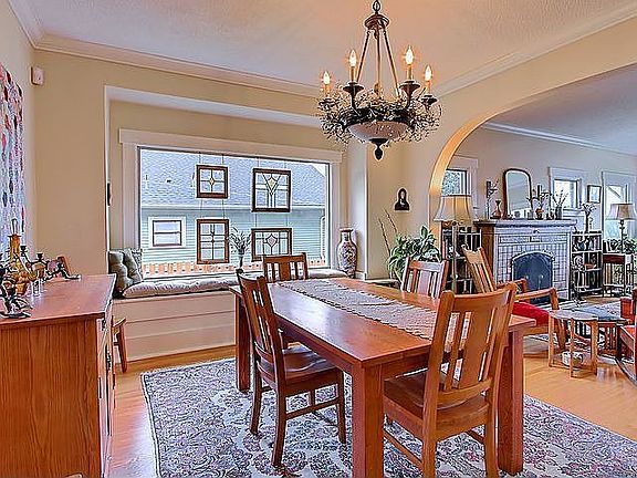 Archways and Crown Molding