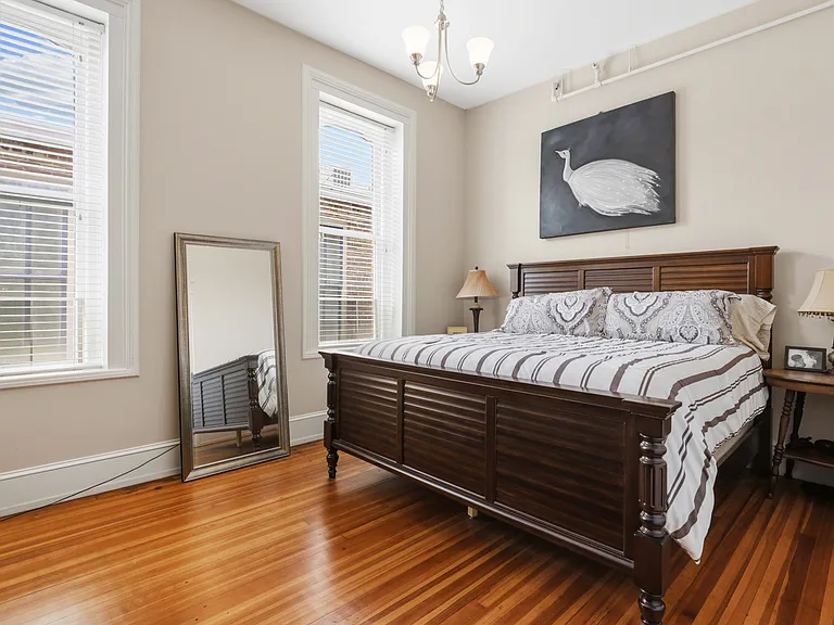 205 E Walnut St #A — Photo 10