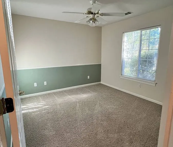 883 Paramount Way — Photo 10