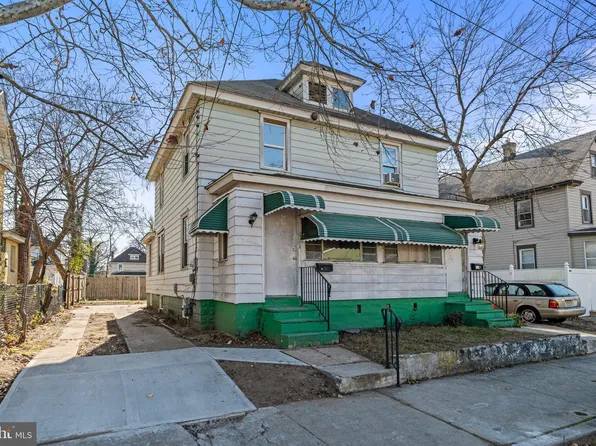 116 W Adams St, Paulsboro, NJ 08066