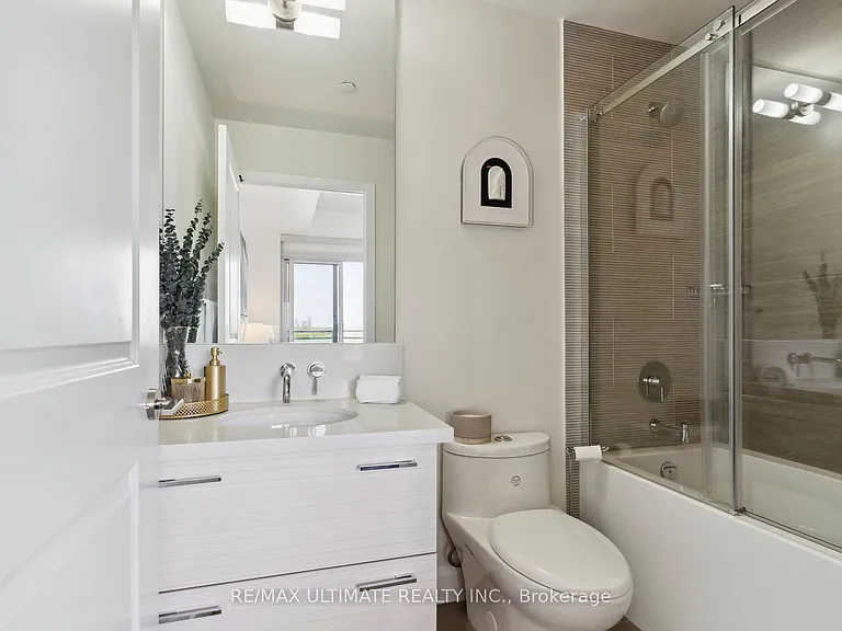 33 Shore Breeze Dr #1003 — Photo 18