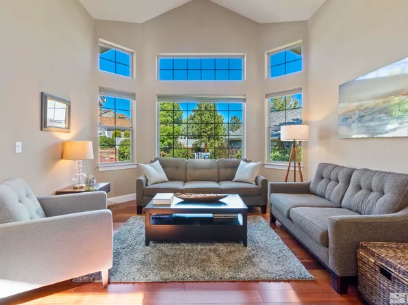 2381 Wide Horizon Dr, Reno, NV 89509