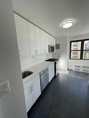 Rented by Douglas Elliman | media 8