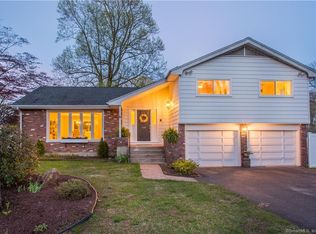 104 Lisa Ln, Middletown, CT 06457