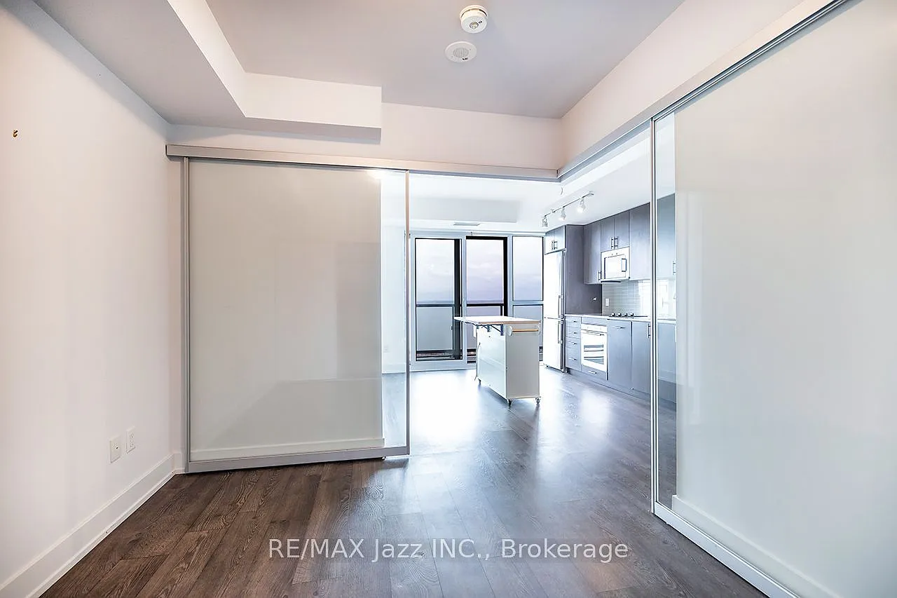 1 bed, $2,050 — Photo 4