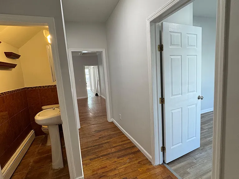 142 Johnson Ave #1 — Photo 6