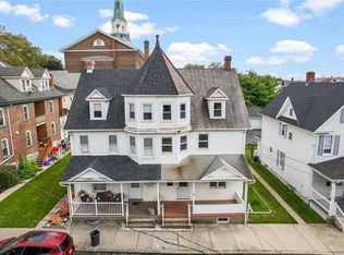11 S Green St, Nazareth, PA 18064