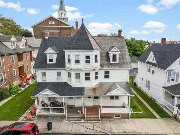 11 S Green St, Nazareth, PA 18064