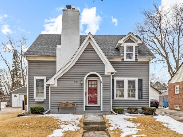 826 Kensington Pl, Aurora, IL 60506