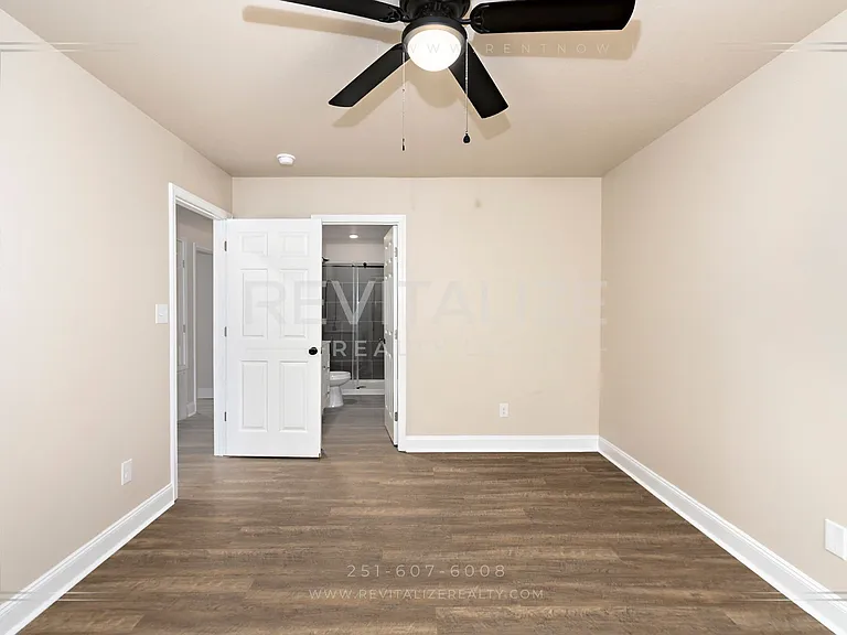 1704 McGill Ave — Photo 24