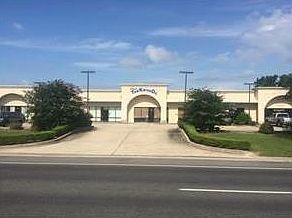 1st image of 546 Belle Terre Blvd