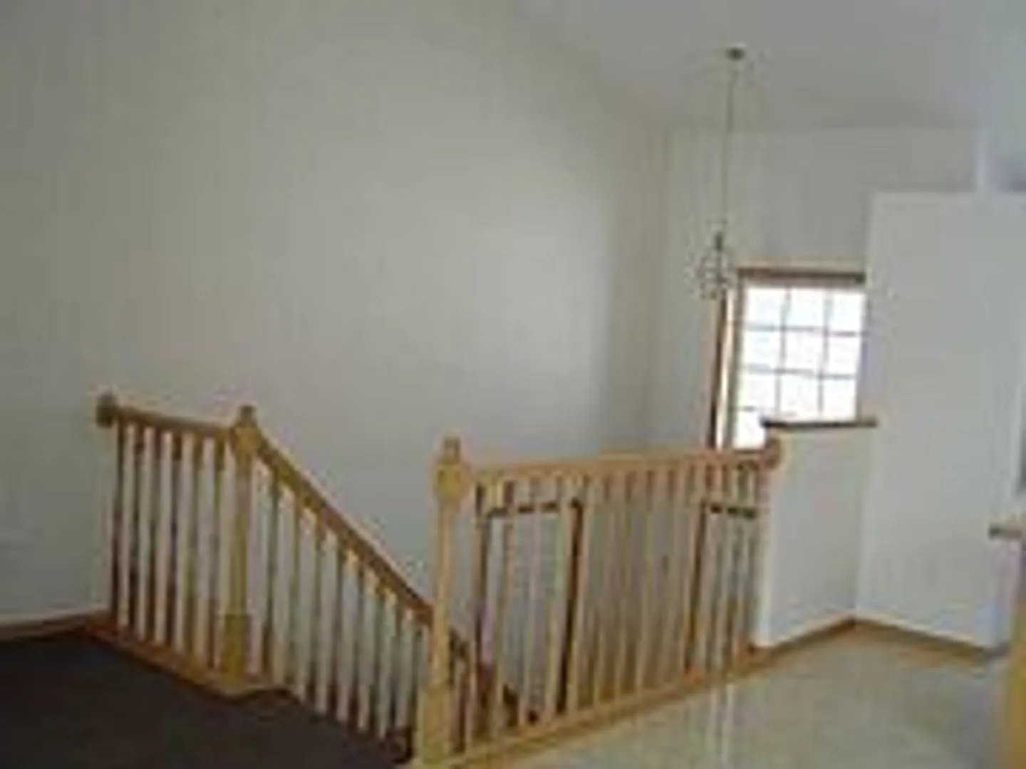 Charming 2 Bed 2 Bath Twin Home — Photo 3
