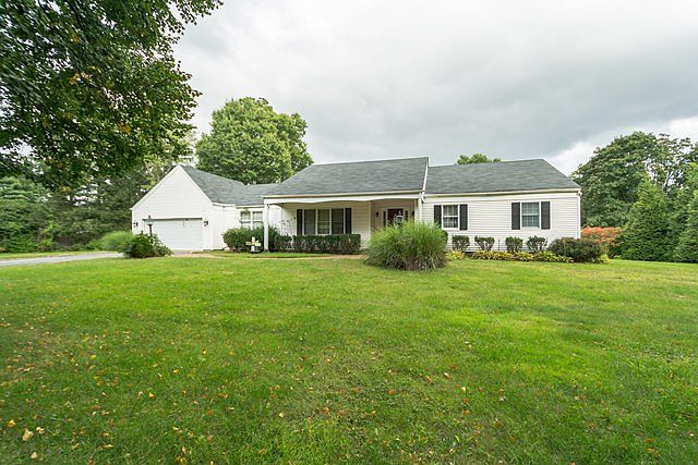 1st image of 14 Makanna Dr