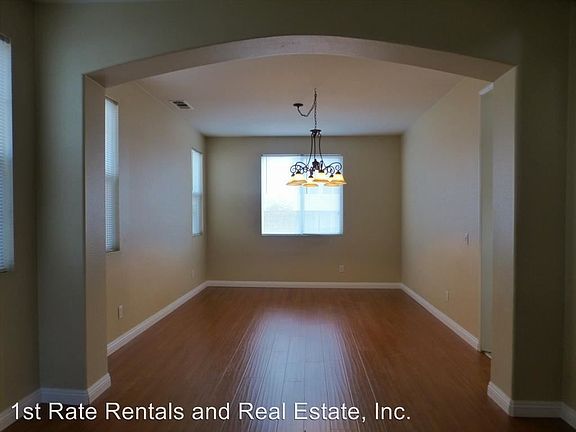 3rd image of 25299 Drake Dr