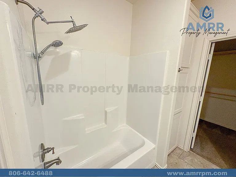 5517 Lehigh St — Photo 6