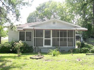 3042 Dempsey Ave, Macon, GA 31204