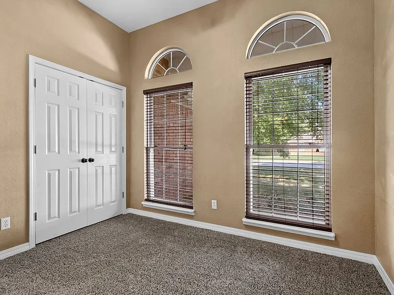 794 N Blazing Star Dr — Photo 21