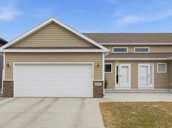 2581 66th Ave S, Fargo, ND 58104