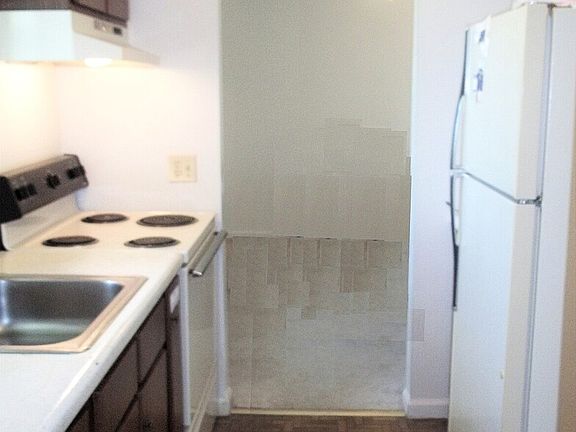 1 Bedroom Kitchen